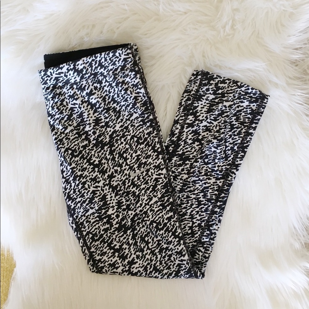 Nike Dri-Fit Crop Leggings
